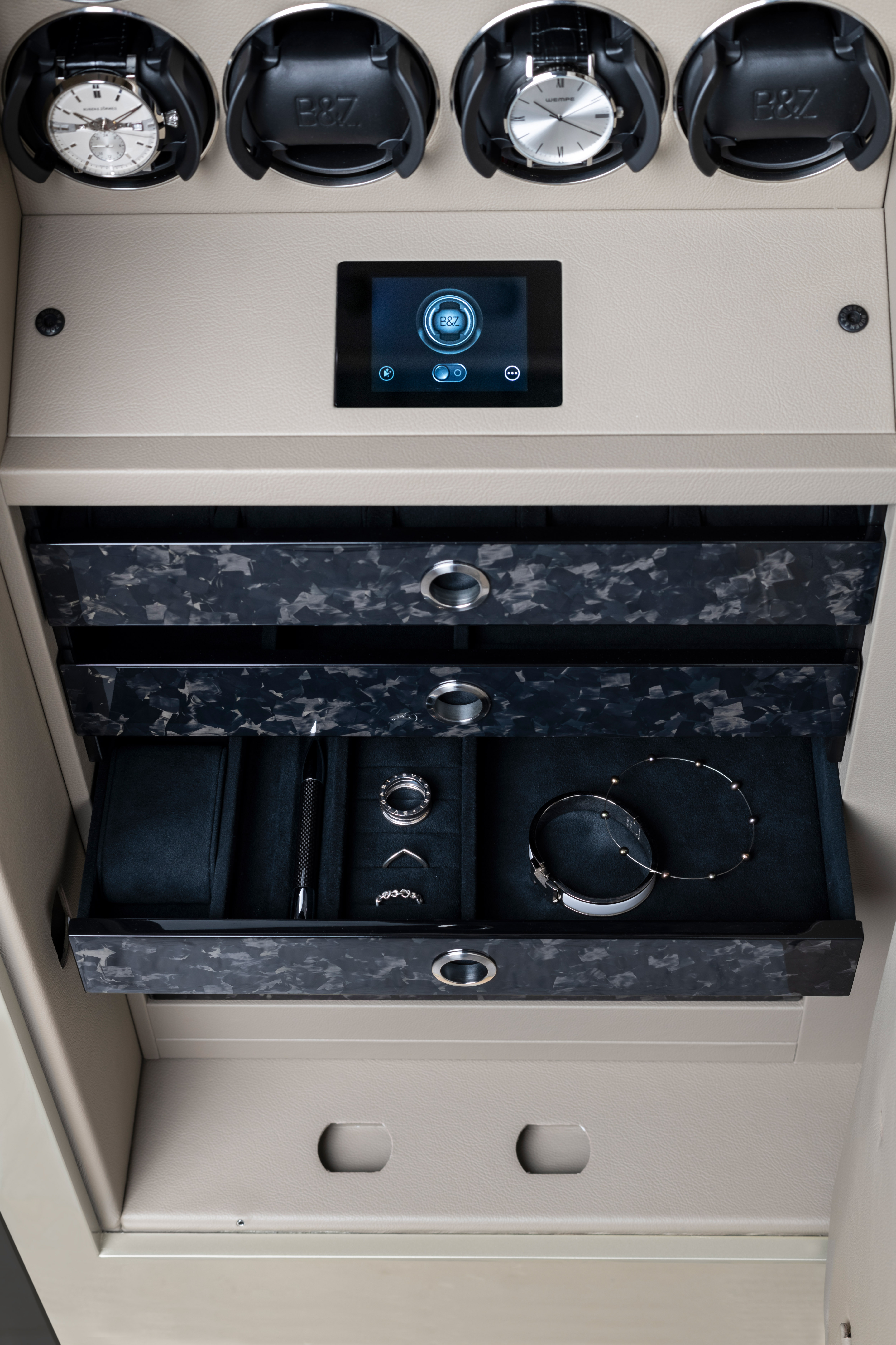 Interior of the TURBO Forged Carbon with Savanna Tan exterior and marbled drawer fronts — BUBEN&ZORWEG