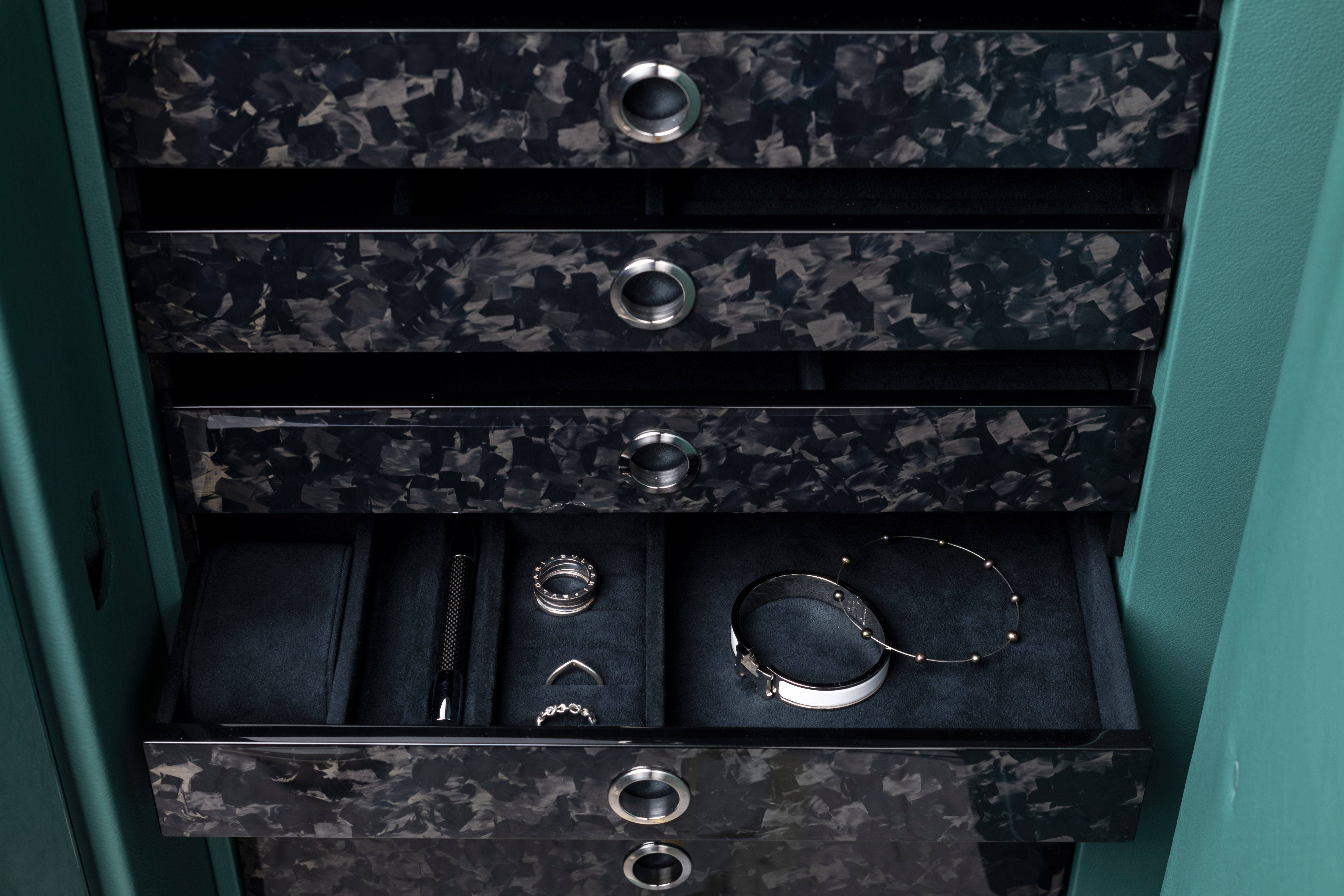 Forged Carbon Drawer Interior — BUBEN&ZORWEG
