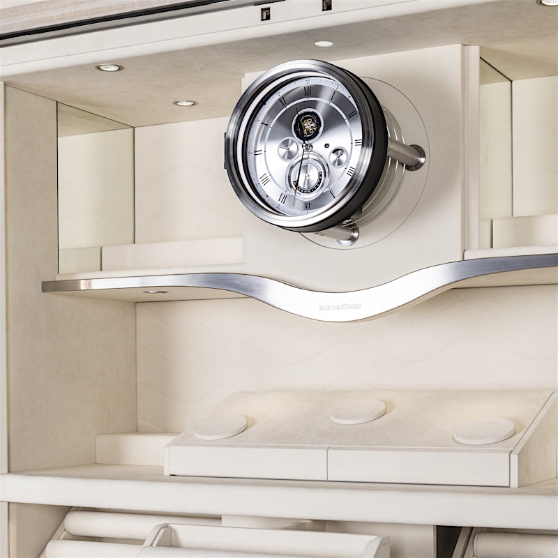 High-security safe interior with clock and trays — BUBEN&ZORWEG