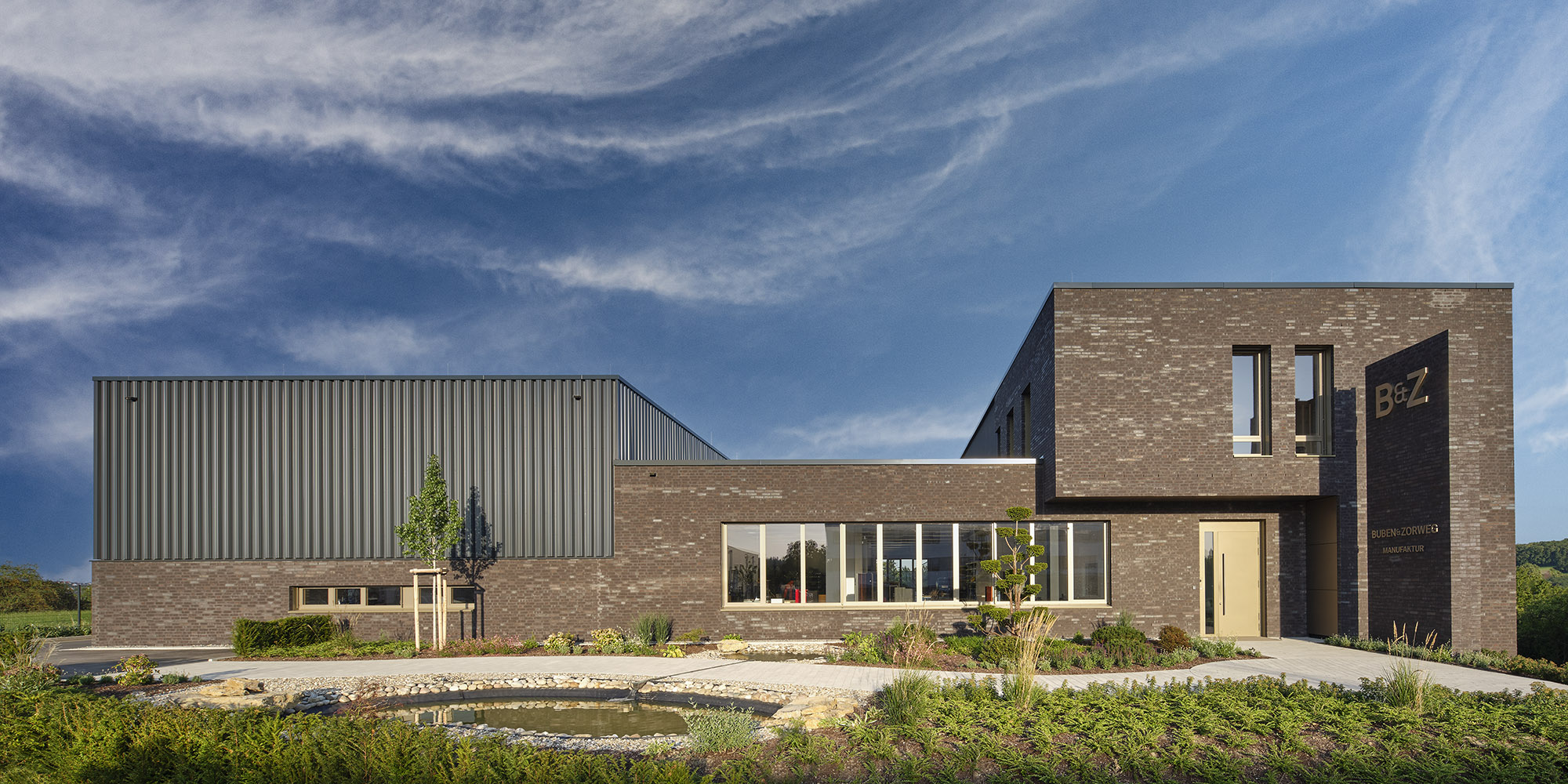 新工房 — BUBEN&ZORWEG