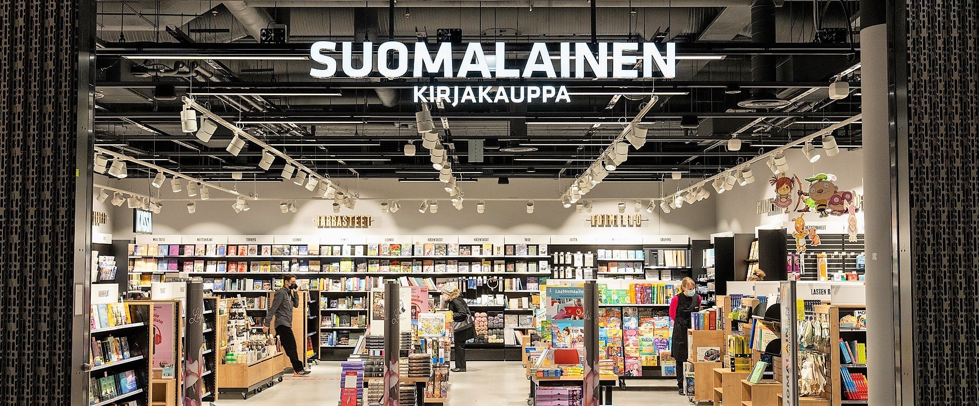 Suomalaisen Kirjakaupan myymälän siisänkäynti.