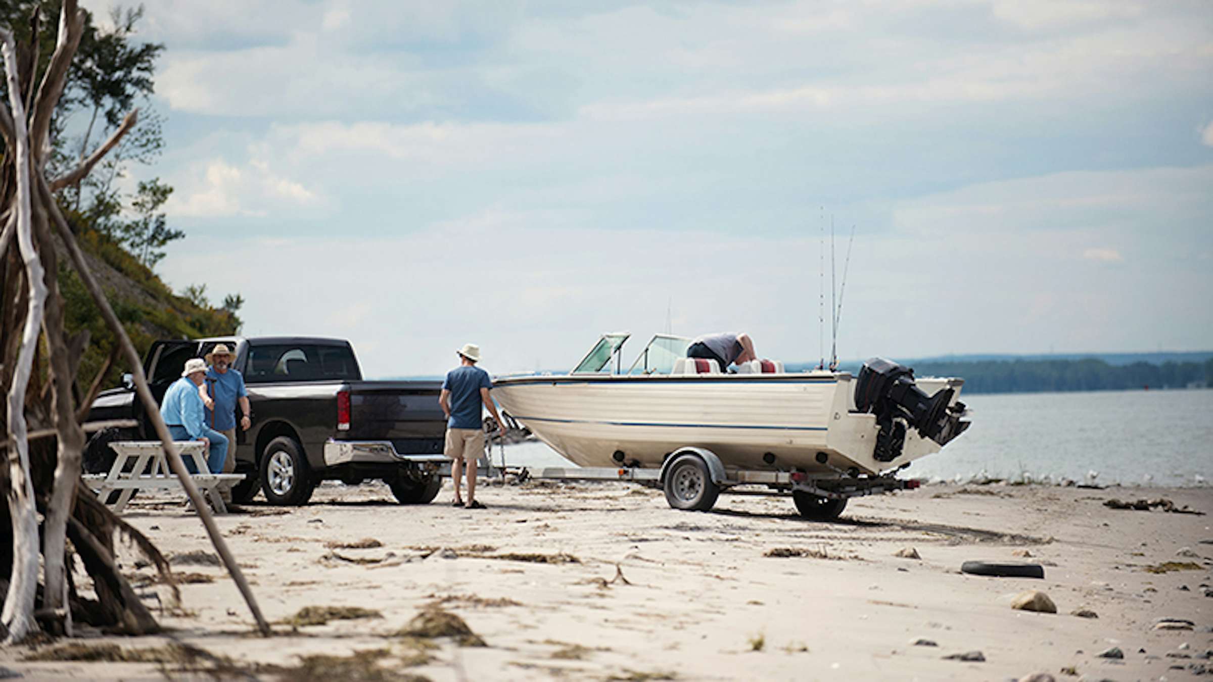 Launching and retrieving your boat from the beach