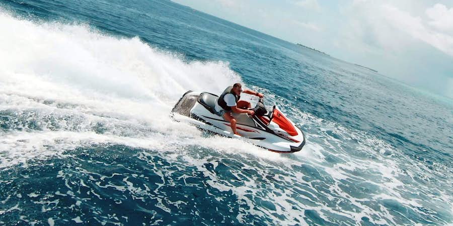 jet ski etiquette & safety tips in new zealand