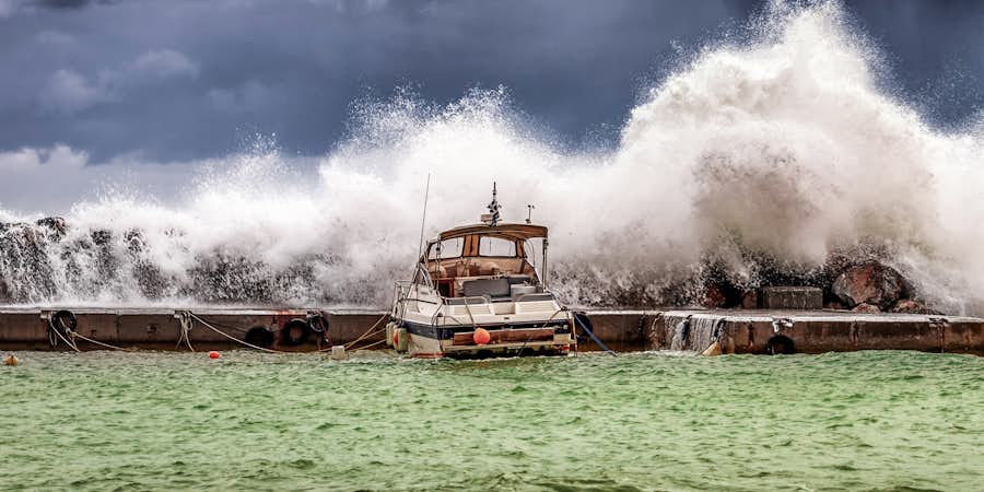 boating in bad weather in new zealand