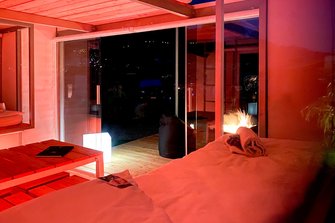 Tamaro night sky bed