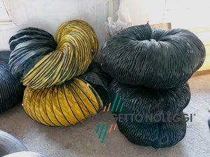 Tubi Flessibili Resistenti alle Alte Temperature Tubi flessibili leggeri ed autoestinguenti per ventilazione ed aspirazione.