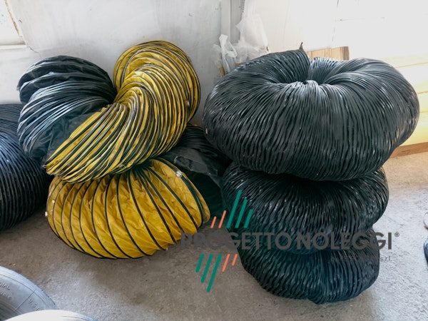Tubi Flessibili Resistenti alle Alte Temperature Tubi flessibili leggeri ed autoestinguenti per ventilazione ed aspirazione.