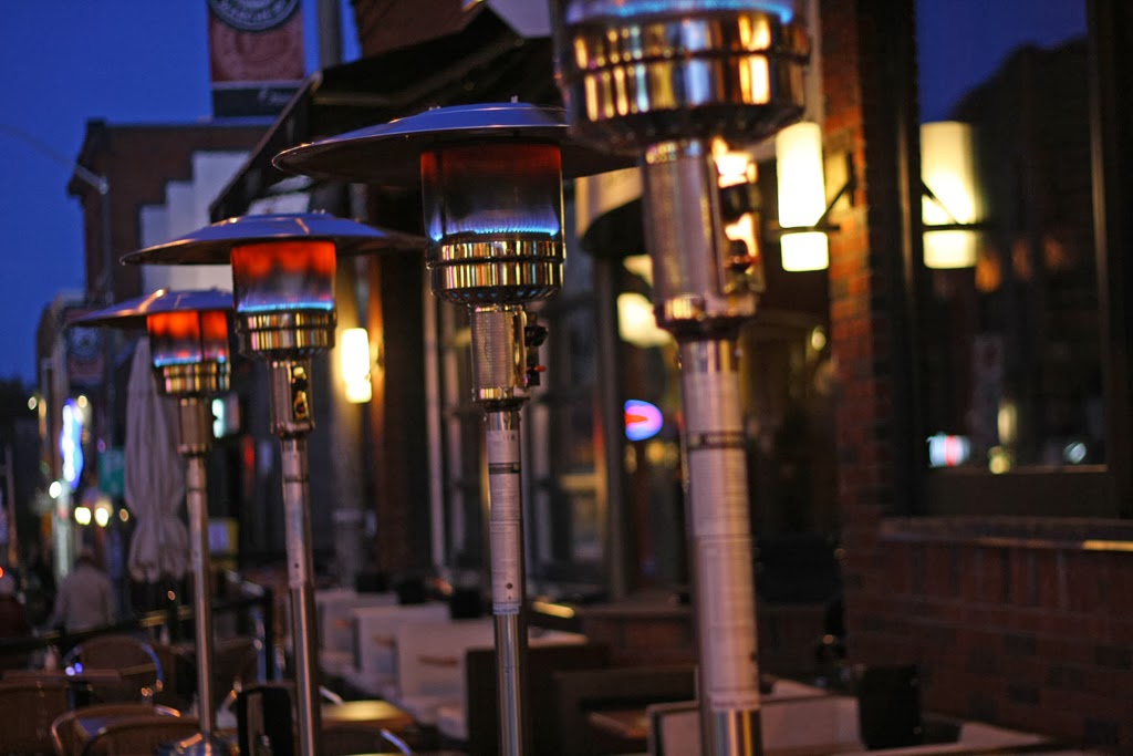 Il Fungo in acciaio Inox è un riscaldatore a GPL, con irraggiamento ad infrarossi in grado di generare 13 kW di potenza ed è utilizzato per piccoli o grandi ambienti.