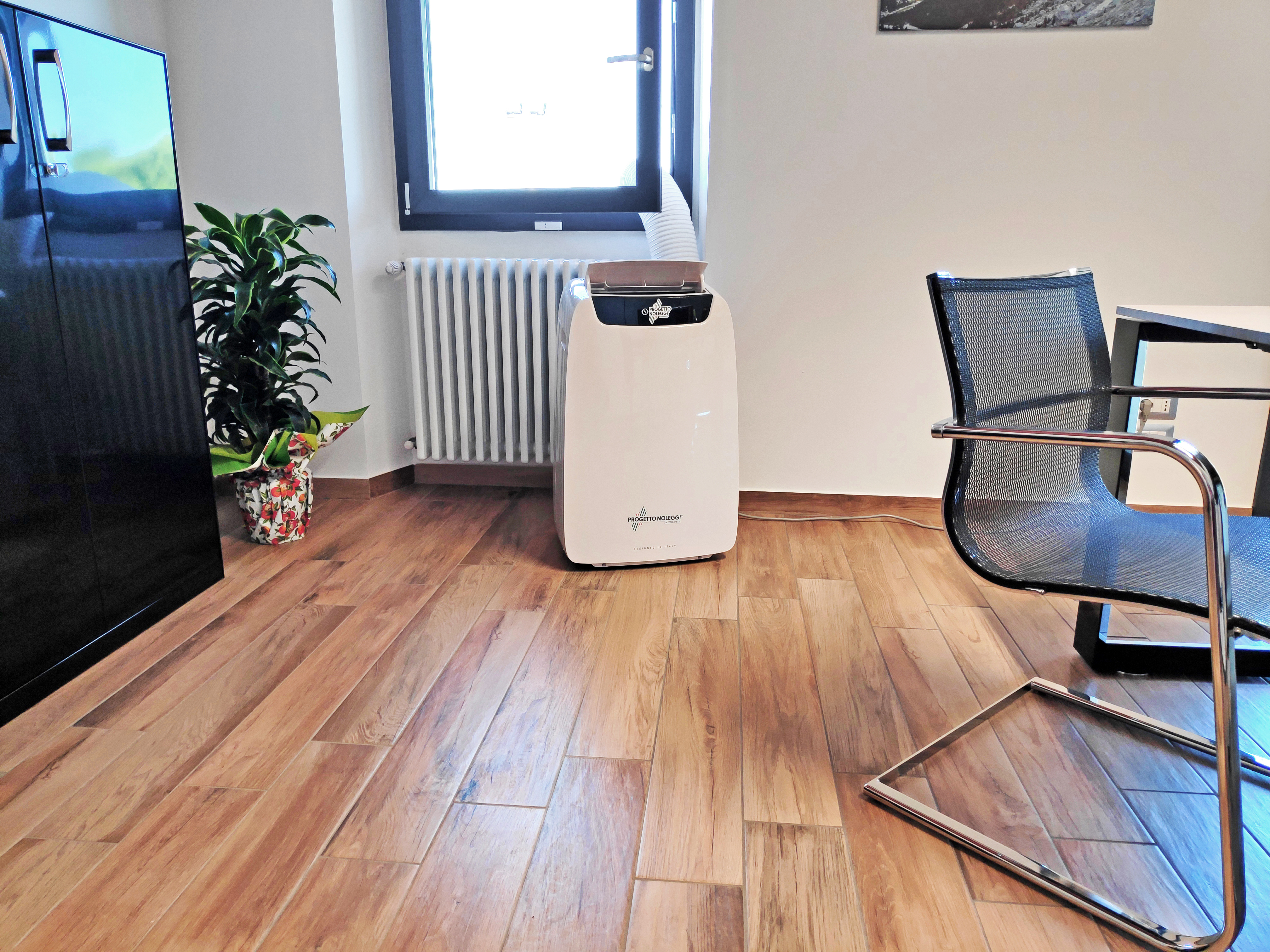 DOLCECLIMA Air Pro 14 è in climatizzatore portatile potente ed elegante per tutti gli ambienti