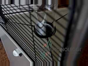 LuxuryCalor Falò Evo - Riscaldatore a gas Un dettagglio del LuxyCalor Falò Evo, riscaldatore da esterni prodotto interamente in Italia.