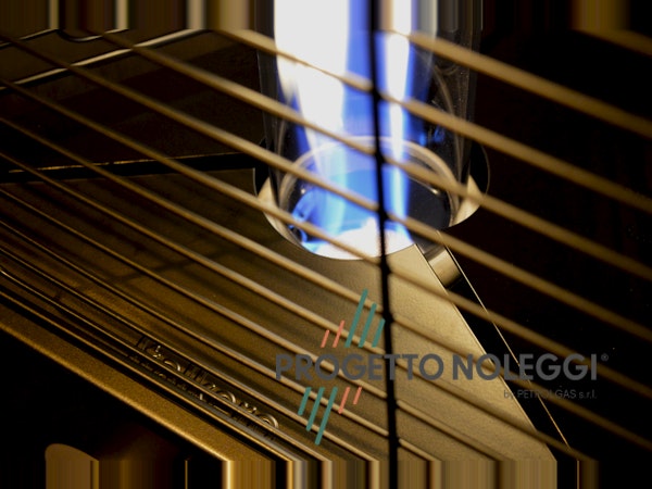 LuxuryCalor Falò Evo - Riscaldatore a gas Un dettagglio del LuxyCalor Falò Evo, riscaldatore da esterni prodotto interamente in Italia.