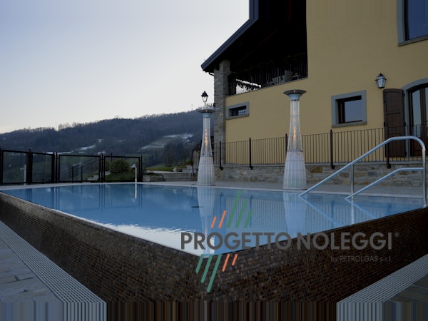 Italkero DolceVita Lightfire - Riscaldatore a gas DolceVita Lightfire è un riscaldatore a gas di assoluta eleganza e design, che unisce straordinarie capacità di calore a una luce soffusa e romantica.