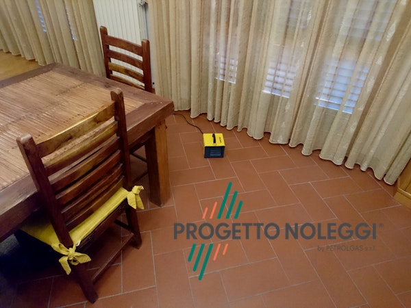 Master B 2 PTC - Riscaldatore Elettrico Master B 2 PTC è un generatore d'aria calda elettrico ad Alto Rendimento, grazie alla tecnologia PTC (coefficiente di temperatura positivo) e le resistenze in ceramica.