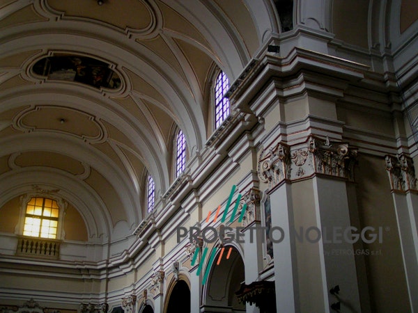 Grado OMV 4000 - Riscaldatore ad Infrarossi Grado OMV 4000 è una lampada a infrarossi a onda media garantisce un calore pulito e sicuro riscaldando singoli ambienti