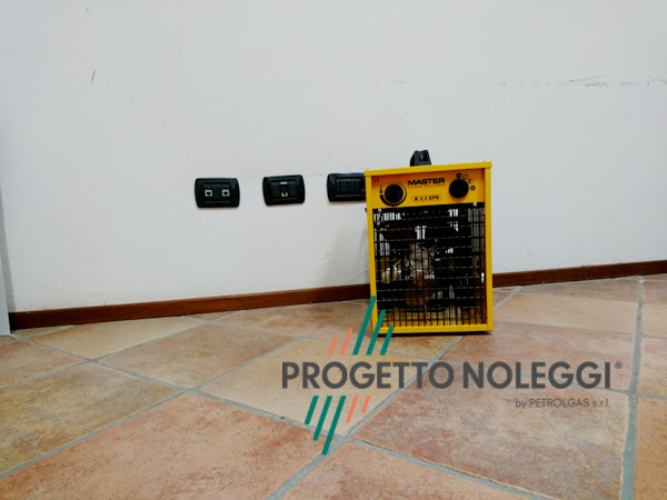 Master B 2 - Riscaldatore Elettrico Il Generatore d'aria calda elettrico a espirazione Master B 2 ha diverse applicazioni grazie alle sue minime dimensioni.
