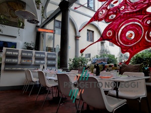 Grado OMV 2250 - Riscaldatore a Infrarosso Grado OMV 2250 è una lampada innovativa a onda media che non emette luce ma riscalda in maniera pulita e sicura.