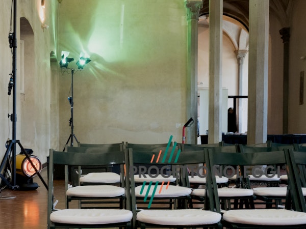 Master XL 61 - Riscaldatore a Gasolio a infrarossi Il Master XL 61 riscalda per irraggiamento senza nessun spostamento d'aria con alta silenziosità.