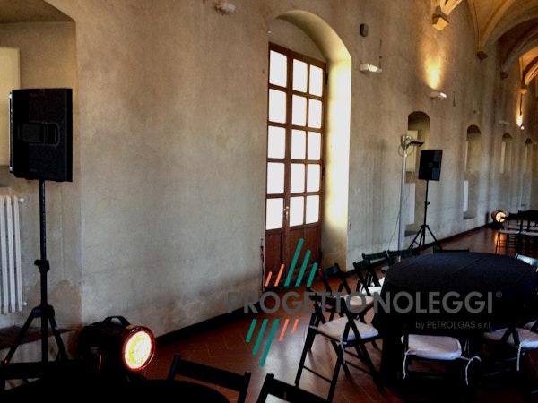 Master XL 61 - Riscaldatore a Gasolio a infrarossi Il Master XL 61 riscalda per irraggiamento senza nessun spostamento d'aria con alta silenziosità.