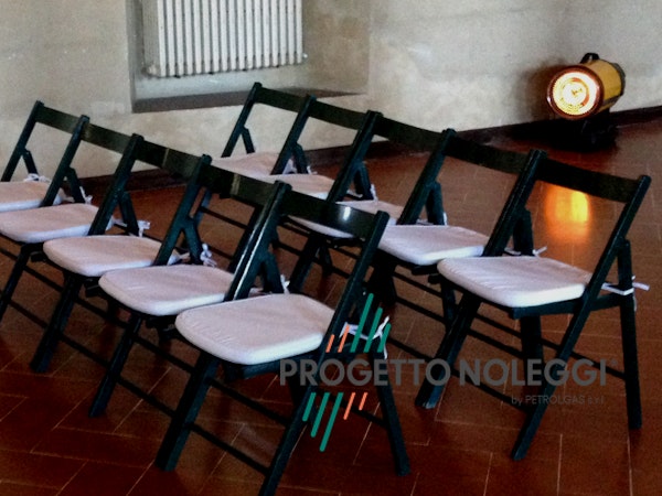 Master XL 61 - Riscaldatore a Gasolio a infrarossi Il Master XL 61 riscalda per irraggiamento senza nessun spostamento d'aria con alta silenziosità.