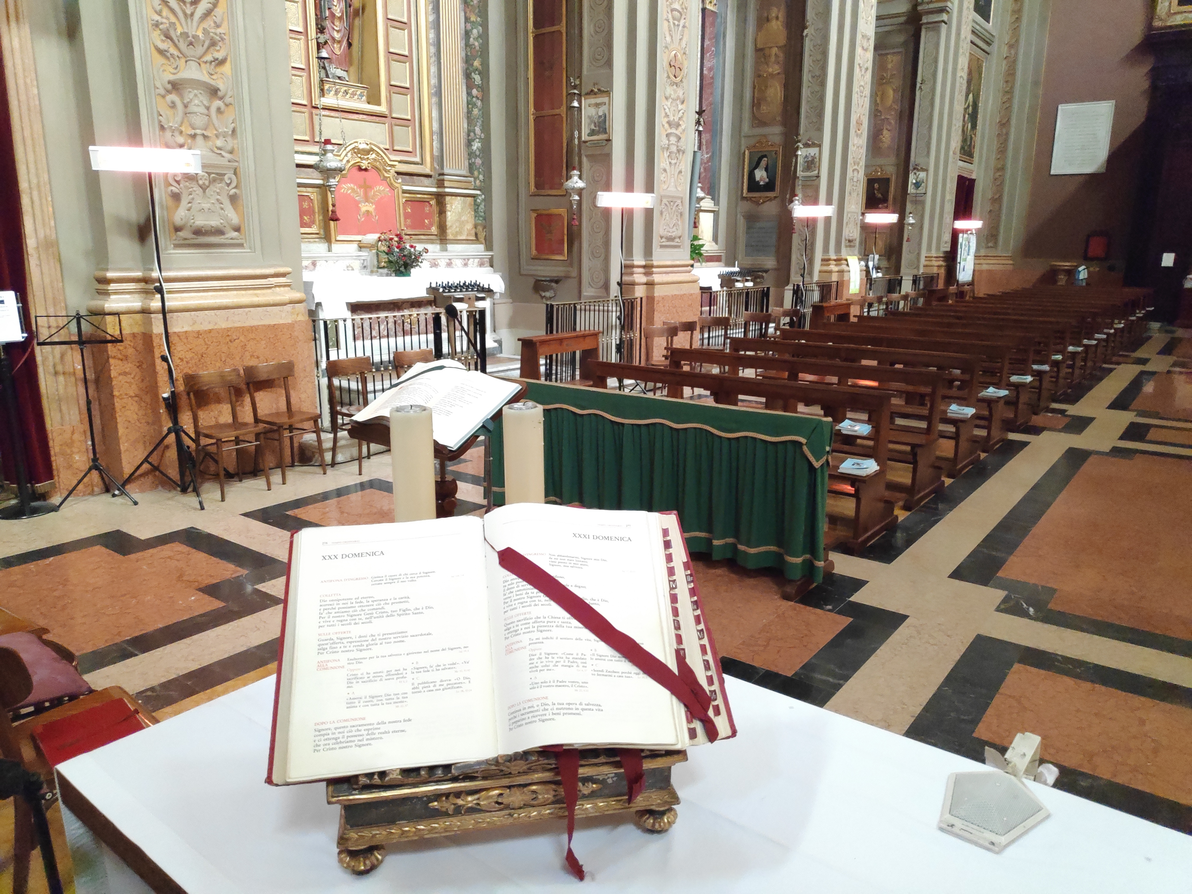 Come abbiamo usato il riscaldamento ad Infrarosso per riscaldare la Chiesa della Santissima Trinità