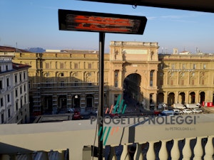 Sol 1900 - Riscaldatore a infrarosso nero opaco Progetto Noleggi noleggia e installa riscaldatori a infrarosso come Sol 1900, anche in versione nero opaco