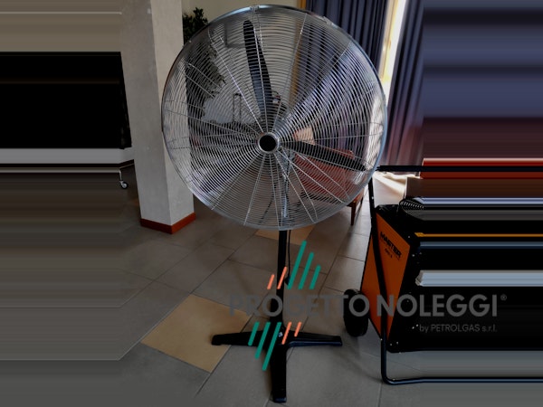 Master FS 75 - Ventilatore Professionale a Piantana Master FS 75 è un ventilatore elegante professionale a piantana con un elevatissimo flusso d'aria grazie al motore ad alte prestazioni.