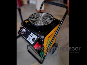 Master EKO 9 - Riscaldatore elettrico per la Disinfestazione da Parassiti EKO 9 è il modello più potente di riscaldatore elettrico per la Disinfestazione di Parassiti, grazie a questa nuova tecnologia di riscaldatori oggi è possibile sbarazzarsi da questi insetti senza la necessità di utilizzare potenti veleni (con tutti i rischi che ne derivano), l'uso del calore è un metodo sicuro che rispetta l'ambiente.