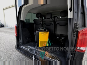 Master EKO 9 - Disinfestazione da Parassiti in furgone van EKO 3 modello compatto monofase di riscaldatore elettrico per la Disinfestazione di Parassiti, grazie a questa nuova tecnologia di riscaldatori oggi è possibile sbarazzarsi da questi insetti senza la necessità di utilizzare potenti veleni (con tutti i rischi che ne derivano), l'uso del calore è un metodo sicuro che rispetta l'ambiente.