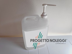 Dispenser manuale per Gel Igienizzante Mani prodotto in Italia in tanica da 5 litri Questo è il nostro dispenser manuale a tanica da 5 Litri, con Gel Igienizzante Mani Prodotto in Italia, realizzato con i migliori estratti naturali che caratterizzano il nostro paese. La tanica da 5litri è comodissima in tutti quei luoghi pubblici o privati in cui si ha una grande affluenza di persone che utilizzano il gel mani.