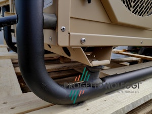 Condizionatore Mobile funzione Raffrescamento e Riscaldamento Condizionatore Professionale ad alte prestazioni fabbrizazione di derivazione militare e per uso campale, Altissima Qualità ed affidabilità. Prodotto in Danimarca.