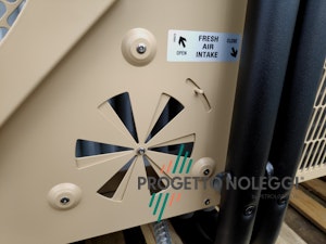 Condizionatore Mobile funzione Raffrescamento e Riscaldamento Condizionatore Professionale ad alte prestazioni fabbrizazione di derivazione militare e per uso campale, Altissima Qualità ed affidabilità. Prodotto in Danimarca.