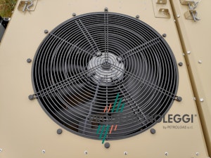 Condizionatore Mobile funzione Raffrescamento e Riscaldamento Condizionatore Professionale ad alte prestazioni fabbrizazione di derivazione militare e per uso campale, Altissima Qualità ed affidabilità. Prodotto in Danimarca.