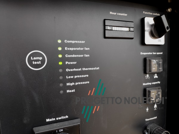 Condizionatore Mobile funzione Raffrescamento e Riscaldamento Condizionatore Professionale ad alte prestazioni fabbrizazione di derivazione militare e per uso campale, Altissima Qualità ed affidabilità. Prodotto in Danimarca.