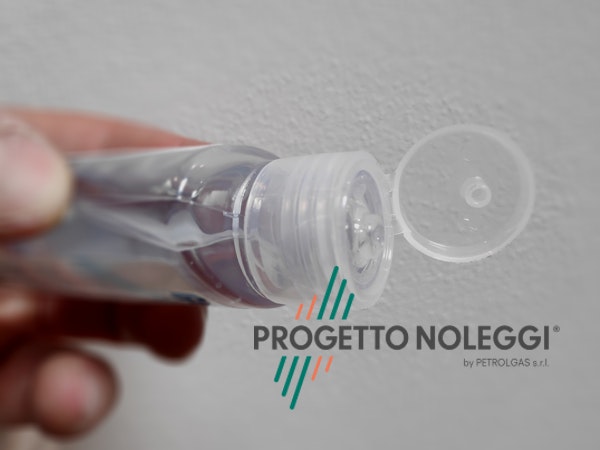 Flacone pronto uso Gel Igienizzante Mani da 80 ml Flacone pronto uso Gel Igienizzante Mani da 80 ml