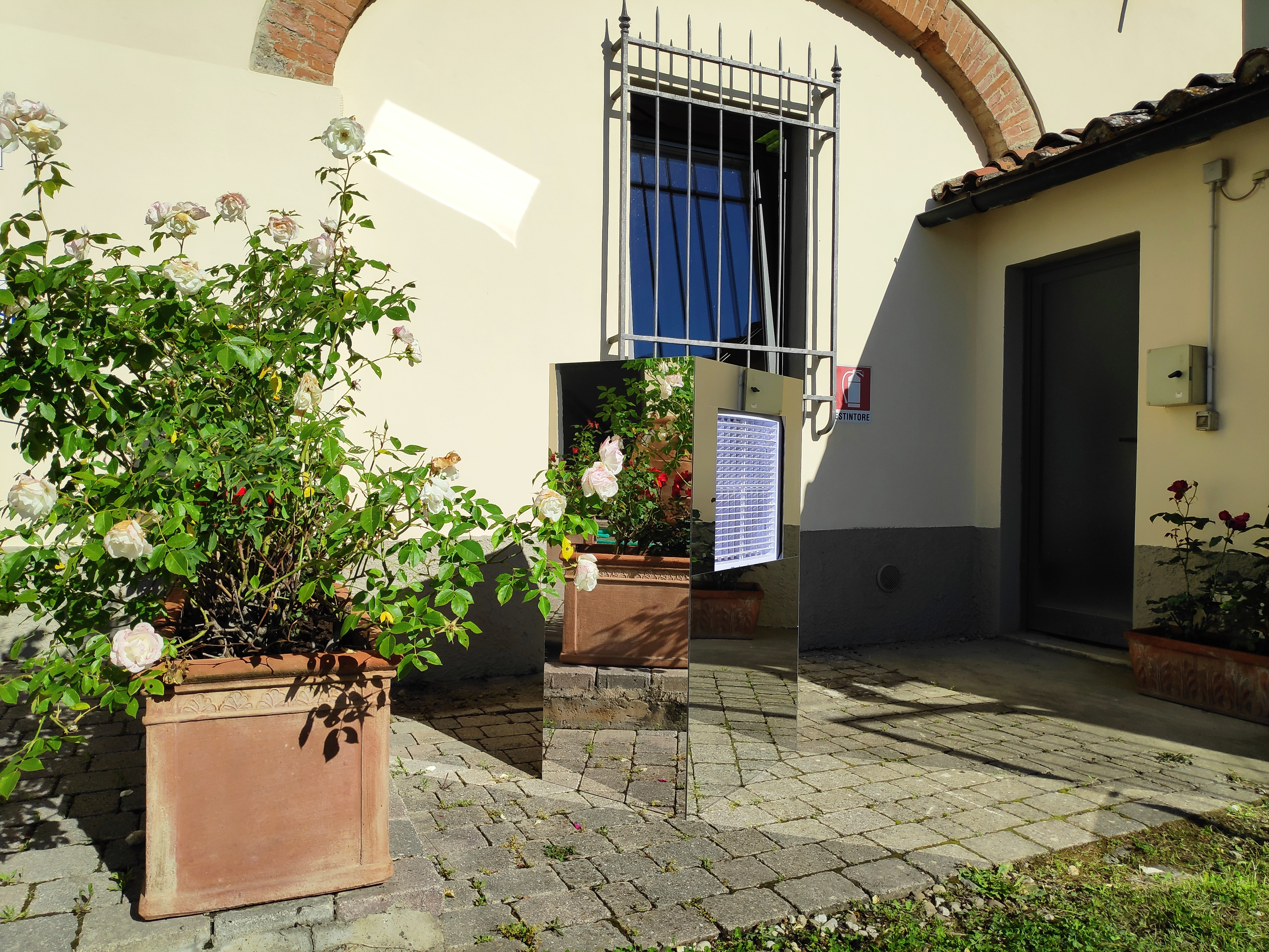 Specchiatura per rendere il Raffrescatore un oggetto di Design all'interno del tuo Ambiente, Evento, etc.