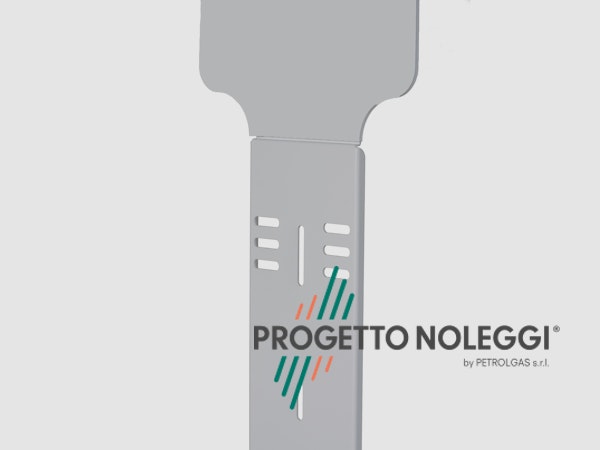 Piastra universale per dispenser automatico Gel igienizzante mani La piantana telescopica per l'igienizzazione delle mani ha un pannello di fissaggio universale per consentire l'impiego di dispenser di qualsiasi marca e modello. Prodotta su nostre specifiche in Italia.