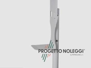 Salvagoccia Piastra universale per dispenser automatico Gel igienizzante mani La piantana telescopica per l'igienizzazione delle mani ha un pannello di fissaggio universale per consentire l'impiego di dispenser di qualsiasi marca e modello. Prodotta su nostre specifiche in Italia.