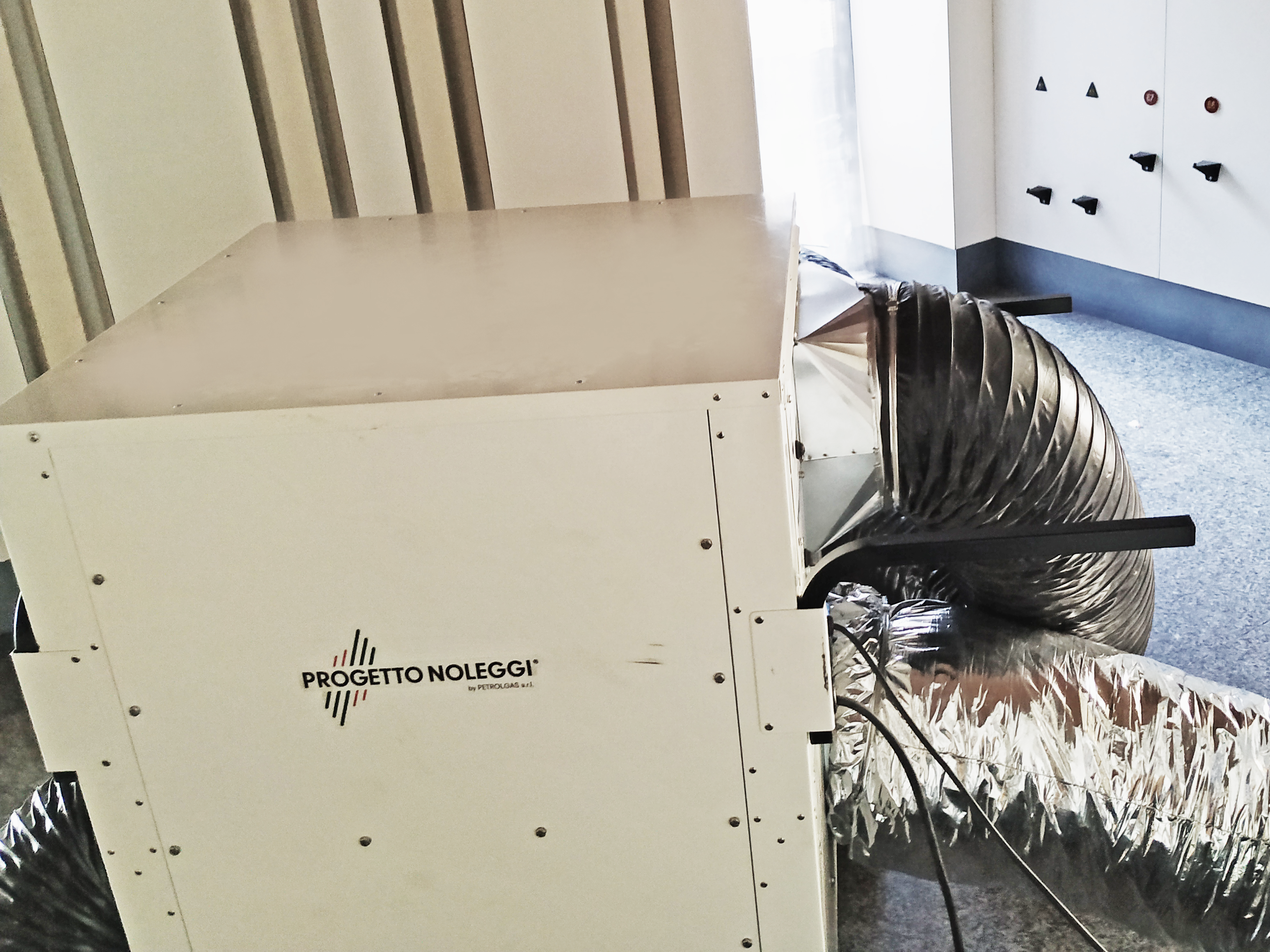 Master Dantherm AC 24 è un condizionatore professionale ad alte prestazioni di assoluta affidabilità, prodotto totalmente in Danimarca