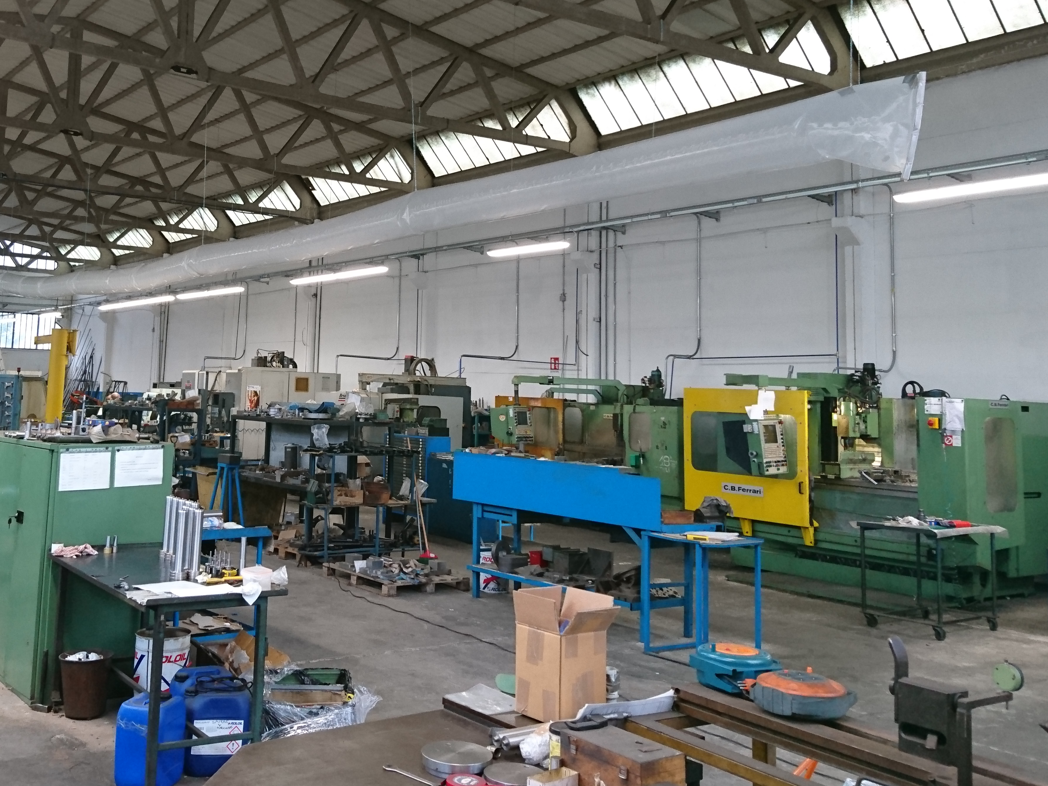 Guaina preforata in Polietilene o pvc per diffusione calore serre