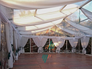 Diffusore a griglia orientabile in tensostruttura Diffusore a griglia orientabile in tensostruttura