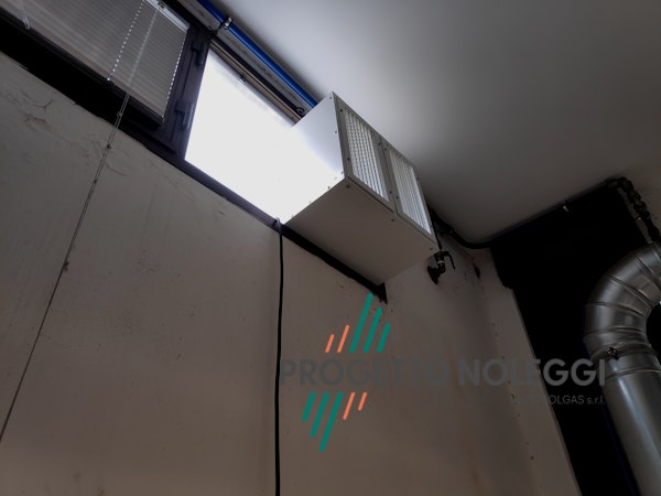 Diffusore a griglia orientabile applicazione industriale Diffusore a griglia orientabile applicazione industriale