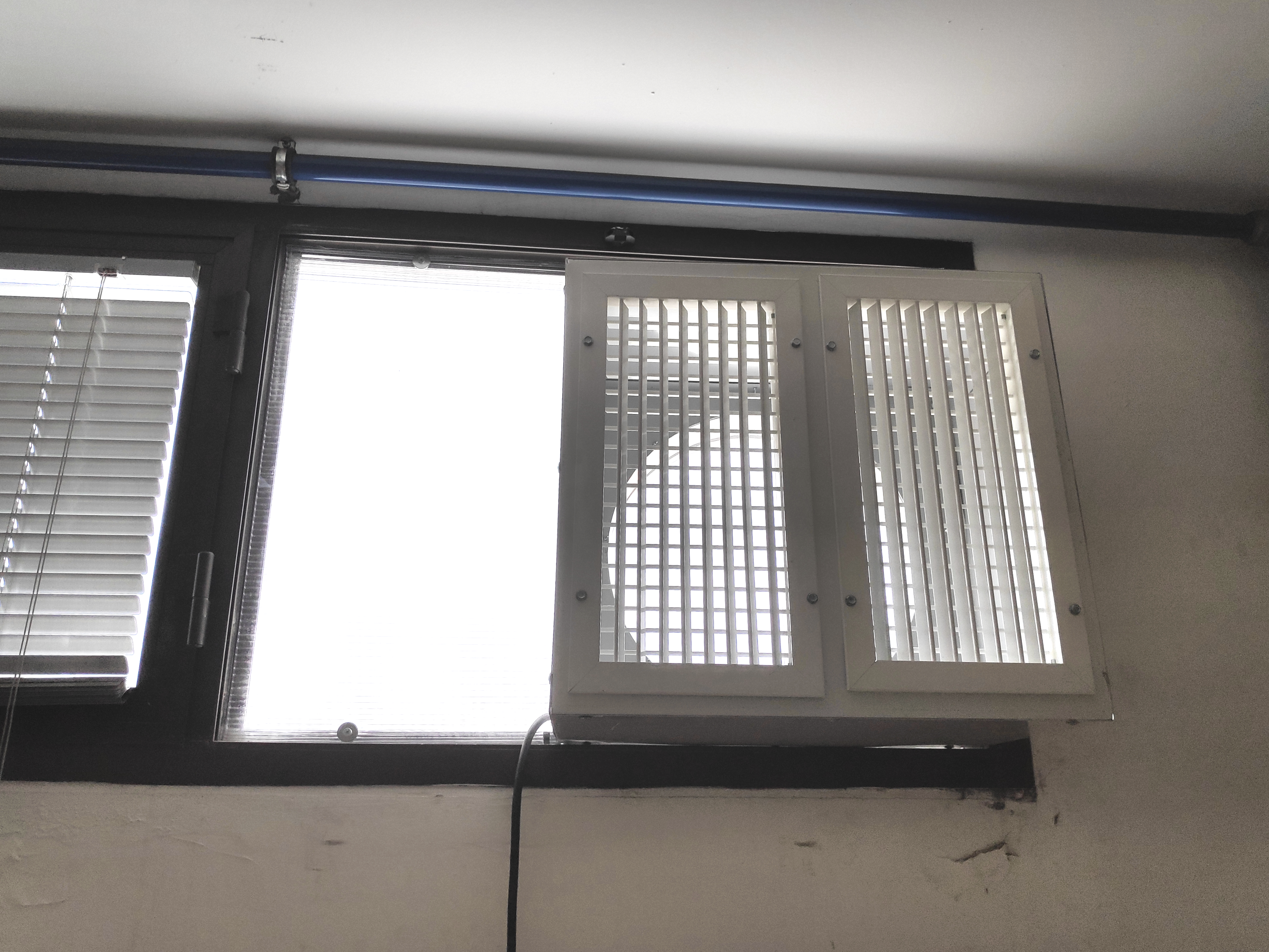 Diffusore a griglia orientabile applicazione industriale