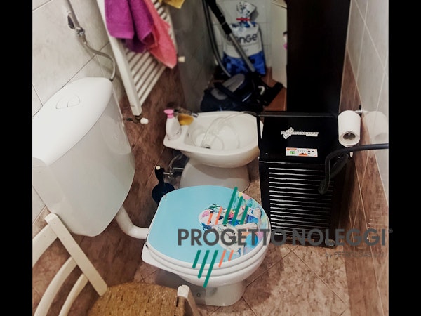 Deumidificazione bagno con Master DH 732 Deumidificazione bagno con Master DH 732