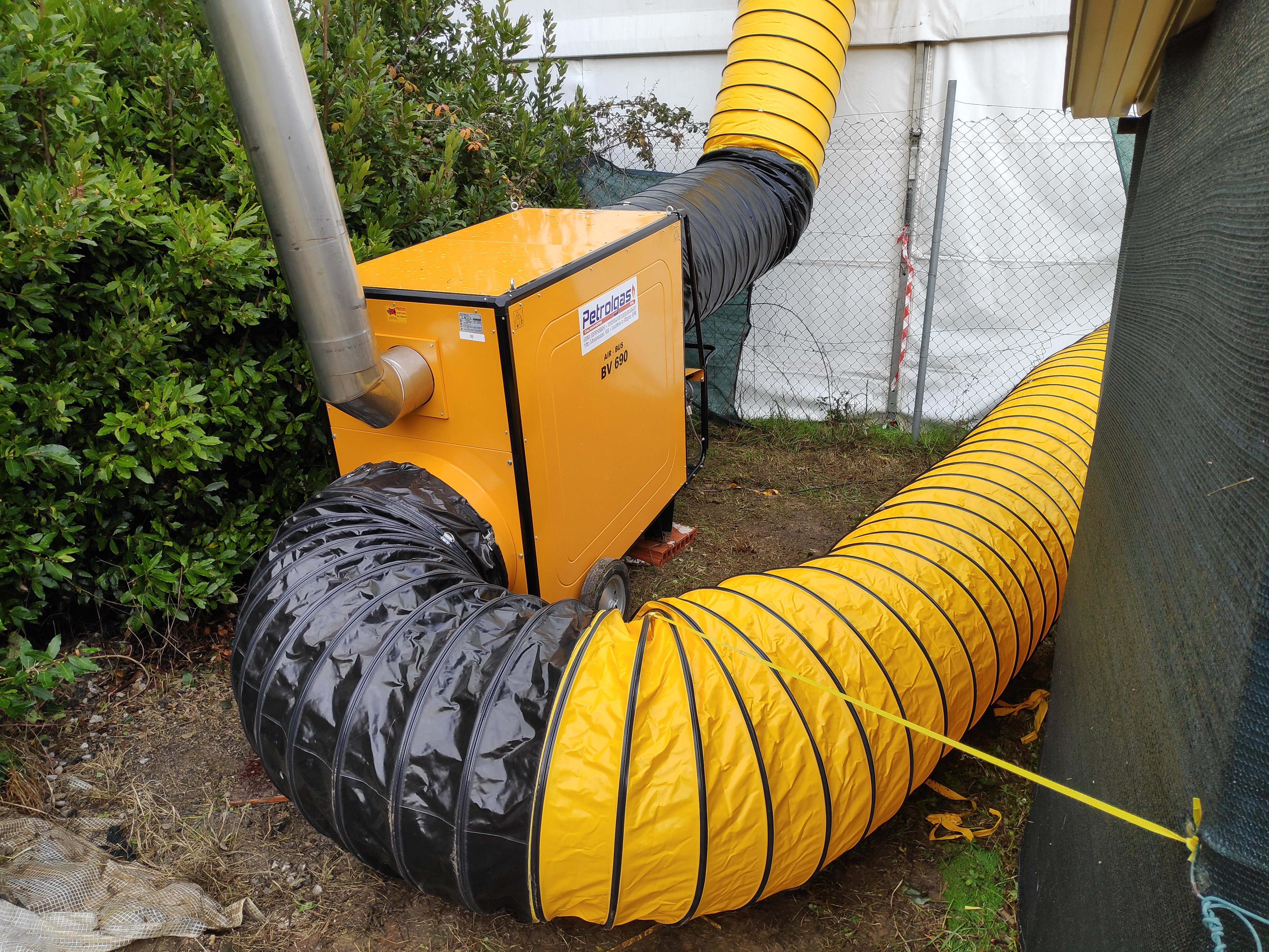 Riscaldamento Tendone di 1200m² per Scuola di Pattinaggio