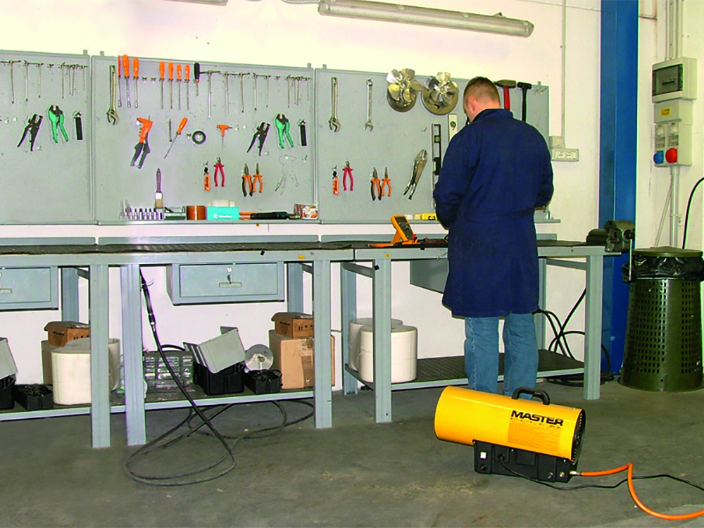 Master BLP 17M - Riscaldamento Officina meccanica