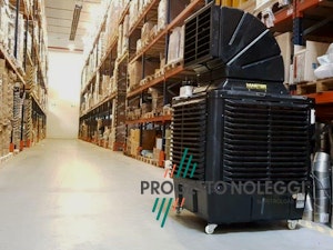 Installazione in magazzino BCB 19 - Raffrescatore Installazione in magazzino BCB 19 - Raffrescatore