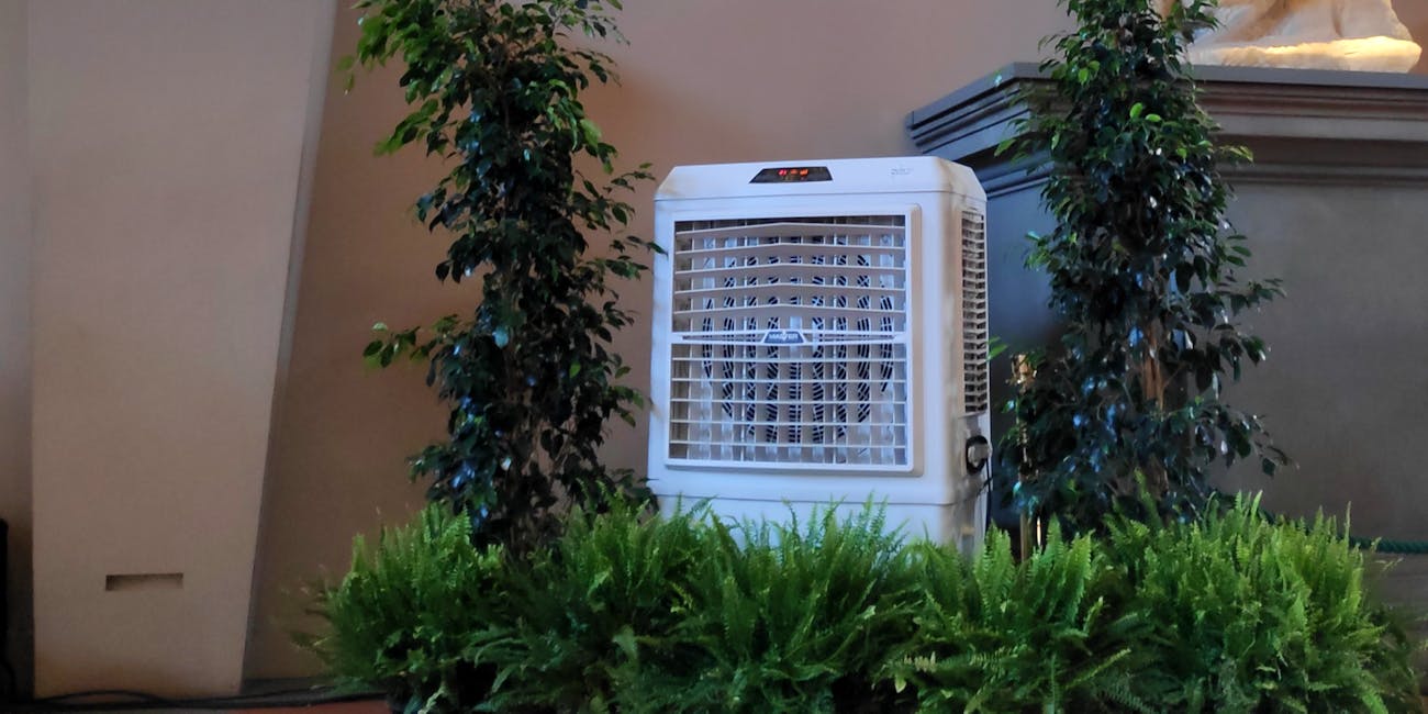 Raffrescamento salone storico con Master BC80 Progetto Noleggi Raffrescamento salone storico con Master BC80 Progetto Noleggi