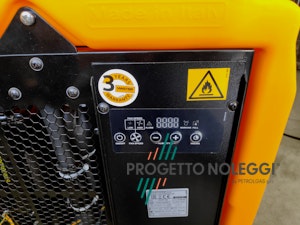 Nuovo display digitale DHP 65 - -Master Nuovo display digitale DHP 65 - -Master