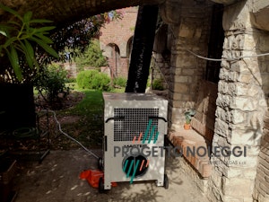 Installazione sotto portico - Dantherm AC 24 Installazione sotto portico - Dantherm AC 24