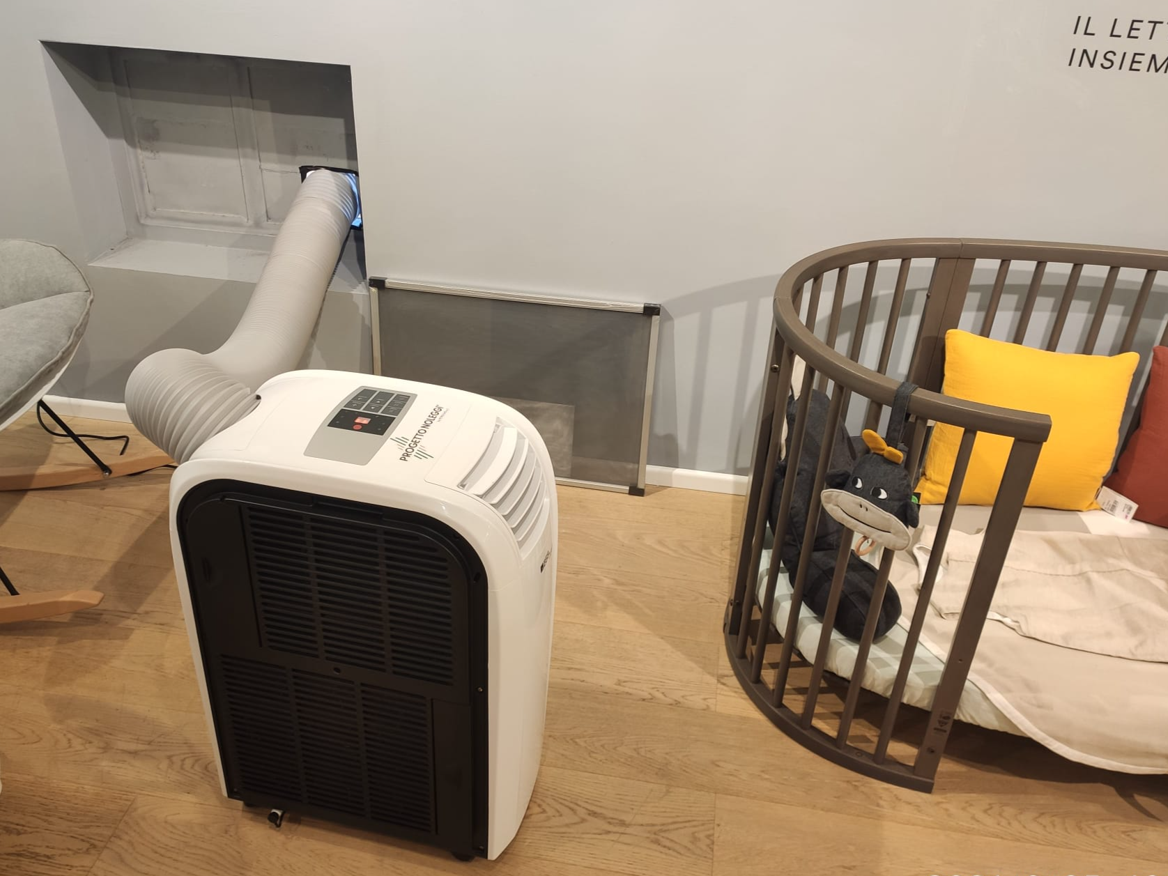 Installazione negozio articoli per neonati - Fral FSC 14